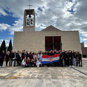 Osmaši OŠ N. Hribara posjetili Šabrnju